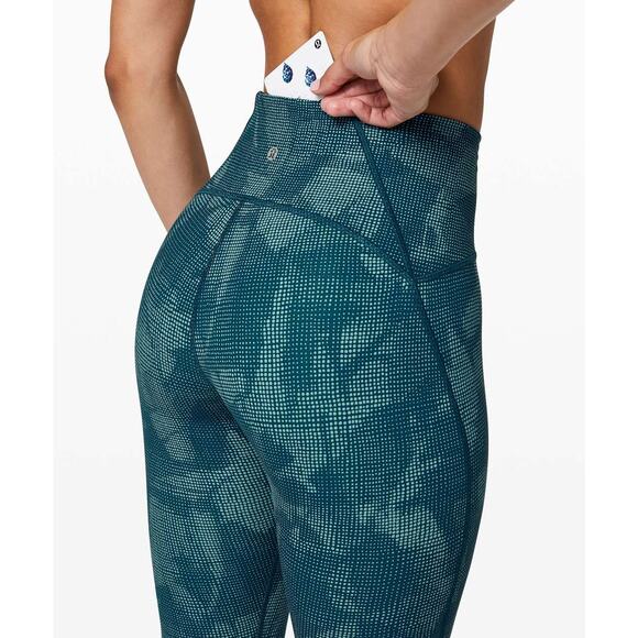 Lululemon Train Times Pant 25" Green Full-On Luxtreme Size 2 - Picture 10 of 11